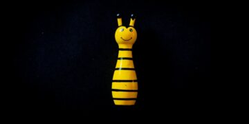 US Beekeepers Sue Over Imports Of Asian Fake Honey