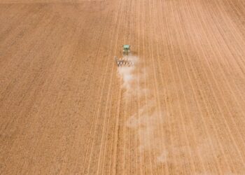 Farmers Fire Up Planters, as Drought Eases for Some and Deepens for Others