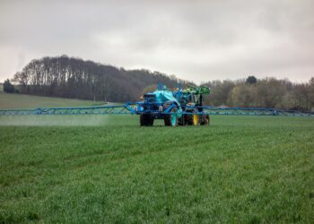 Amazone, Bosche and BASF Reduce Herbicide Use By 90% With New Sprayer Technology