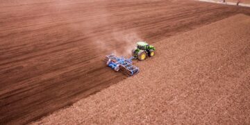 Big Agriculture May Not Be Perfect, But Has A Place In The Future Of Food – RealAgriculture