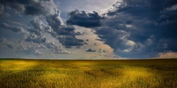 Summer Brings Hot And Dry Weather To The Northern Plains