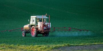 Support Growing for Scientific, Risk-Based Regulation of Pesticides