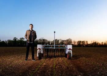 ‘Ten Years Ago This Was Science Fiction’: The Rise Of Weedkilling Robots