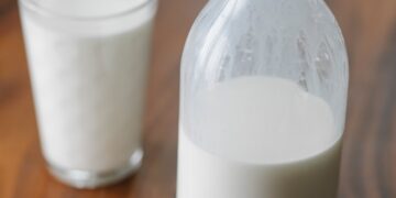 Milk For Dollars Helps Venezuela’s Ranchers Weather Economic Woes