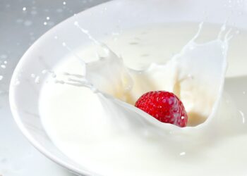 Local Farm To School Program Offers Hutchinson Students Fresh Milk