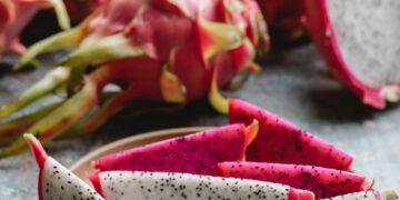 Young Entrepreneur Turns Dragon Fruit Struggles Into Successful Business